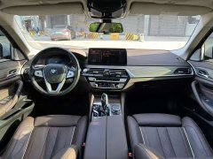 BMW 5 Series 530Li Executive Luxury Package - ფოტო 5