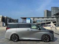 Toyota Alphard Hybrid 2.5L Premium Edition - ფოტო 4