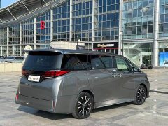 Toyota Alphard Hybrid 2.5L Premium Edition - ფოტო 7