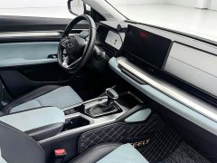 Geely Emgrand L 1.4T CVT Luxury - photo 9