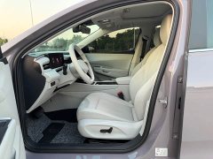 Volkswagen Lavida Pro 300TSI Starry Sky Smart Edition - ფოტო 4
