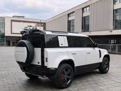 Land Rover Defender Facelift 110 3.0T P400 X-DYNAMIC HSE - ფოტო 5