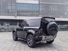 Land Rover Defender 90 3.0T P400 X-Dynamic HSE - ფოტო 16