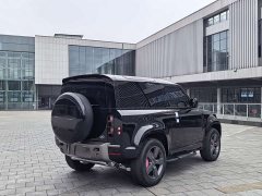 Land Rover Defender 90 3.0T P400 X-Dynamic HSE - ფოტო 18