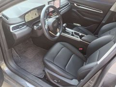 Geely Emgrand 2026 4 Million Commemorative Edition 1.5L CVT Flying Edition - ფოტო 4