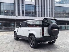 Land Rover Defender 110 P400 SE - ფოტო 16