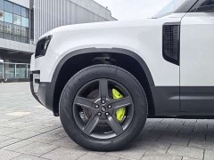Land Rover Defender 110 P400 SE - ფოტო 20