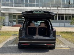 Nio Lerado L90 Max Six-Seater - ფოტო 15