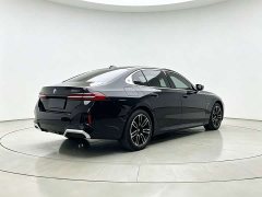 BMW 5 Series 525Li M Sport Package - ფოტო 6
