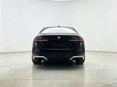 BMW 5 Series 525Li M Sport Package - ფოტო 7