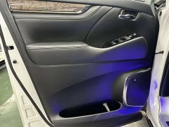 Toyota Alphard 2020 Twin-Engine 2.5L Premium Edition - фото 4