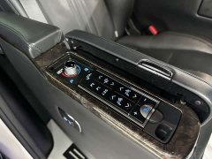 Toyota Alphard 2020 Twin-Engine 2.5L Premium Edition - фото 9