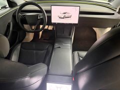 Tesla Model 3 Long Range All-Wheel Drive - ფოტო 4