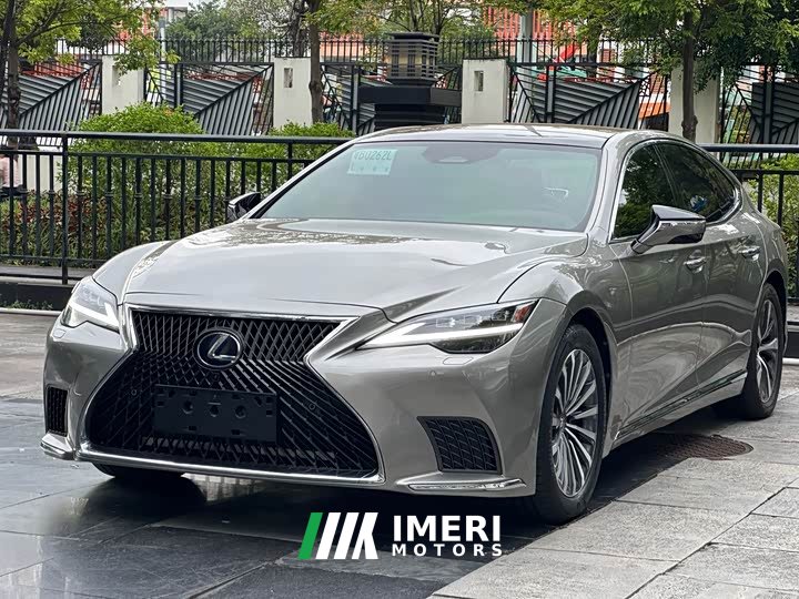 Lexus LS 2024 500h Luxury - ავტომობილი ჩინეთიდან