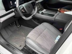 Voyah Lantu Zhaoguang Four-Wheel Drive Flagship - ფოტო 4