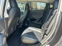 Tesla Model Y Rear-Wheel Drive - ფოტო 5