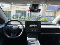 Tesla Model Y Rear-Wheel Drive - ფოტო 6