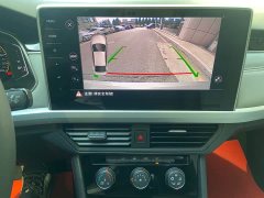 Volkswagen Bora 200TSI DSG Comfort Pro - ფოტო 8