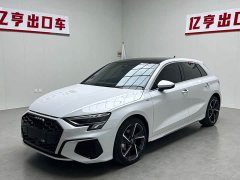 Audi A3 Sportback 35 TFSI Fashion Sport - ფოტო 1