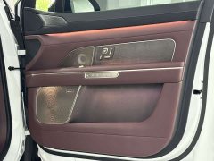 NIO ES8 Six-Seat Executive Signature Edition - ფოტო 15