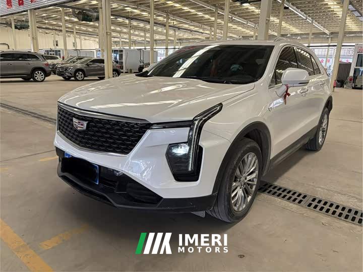Cadillac XT4 28T FWD Luxury