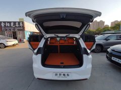 Li Auto L6 Max - ფოტო 9