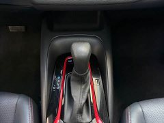 Toyota Corolla 1.8L CVT Sport - ფოტო 15