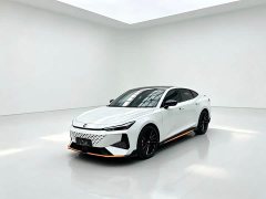 Changan UNI-V 1.5T Premium - ფოტო 1