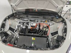 Xiaomi SU7 2024 Rear-Wheel Drive Standard Founder Edition - ფოტო 7