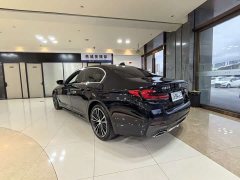 BMW 5 Series 530Li Premier Luxury Package - фото 18