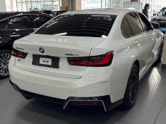 BMW i3 eDrive 40 L Midnight Edition Package - ფოტო 3