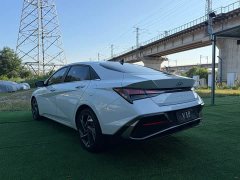 Hyundai Elantra 1.5L CVT GLX Elite - photo 4