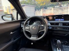 Lexus UX New Energy 2020 300e Pure Joy Edition - photo 7
