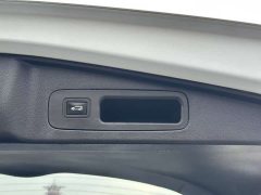 Honda CR-V 240TURBO CVT FWD Elite - ფოტო 14
