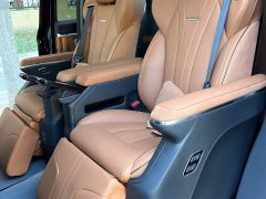 FAW Red Flag HQ9 PHEV 2024 2.0T AWD Luxury - ფოტო 10
