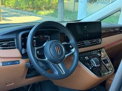 FAW Red Flag HQ9 PHEV 2024 2.0T AWD Luxury - ფოტო 12