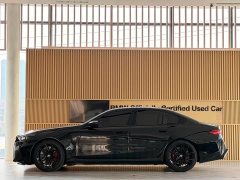 BMW M5 - ფოტო 3