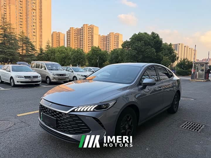 BYD Qin PLUS DM-i Smart Drive Edition 55KM Leading - ავტომობილი ჩინეთიდან