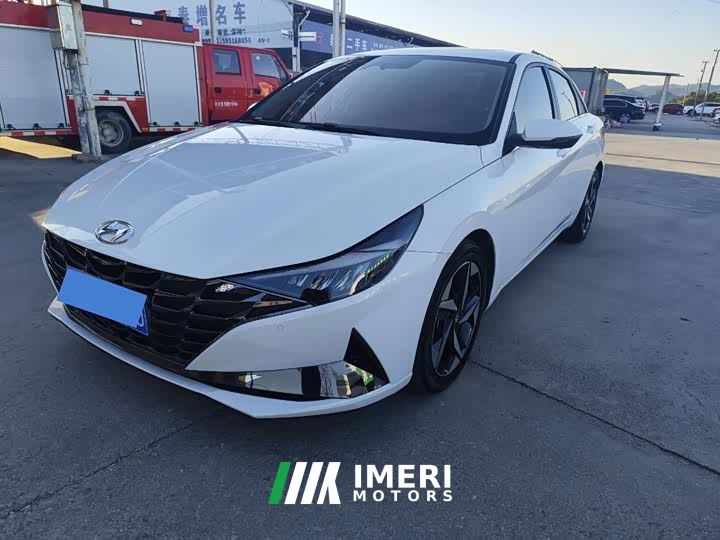 Hyundai Elantra 1.5L CVT Luxury