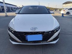 Hyundai Elantra 2022 1.5L CVT Luxury - ფოტო 2