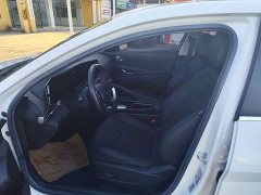 Hyundai Elantra 2022 1.5L CVT Luxury - ფოტო 4