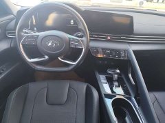 Hyundai Elantra 2022 1.5L CVT Luxury - ფოტო 6