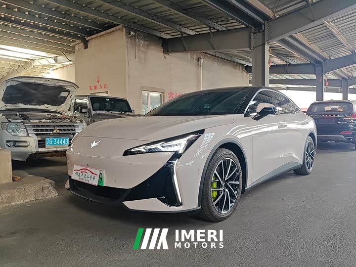 Arcfox Alpha S5 Facelift 560PRO 185kW - ავტომობილი ჩინეთიდან