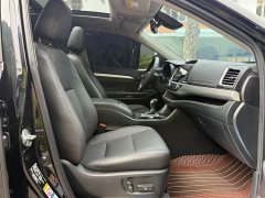 Toyota Highlander 2.0T AWD Luxury 7-Seater - ფოტო 4