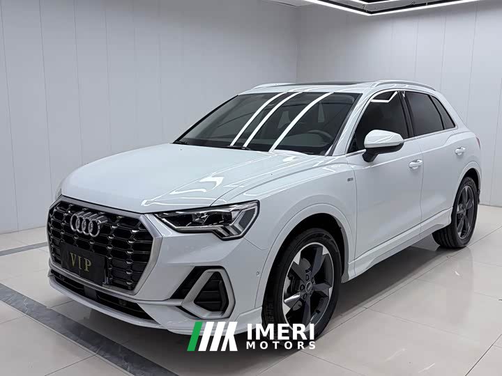 Audi Q3 35 TFSI Fashion Dynamic