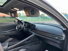 Hyundai Elantra 2022 1.5L CVT Luxury - ფოტო 11