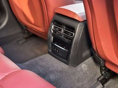 BMW i3 eDrive 35 L - ფოტო 17