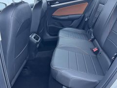 Volkswagen Bora 200TSI DSG Comfort Pro - ფოტო 14