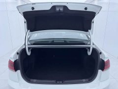 Volkswagen Bora 200TSI DSG Comfort Pro - ფოტო 16