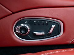 Aston Martin DB11 4.0T V8 Coupe - ფოტო 16
